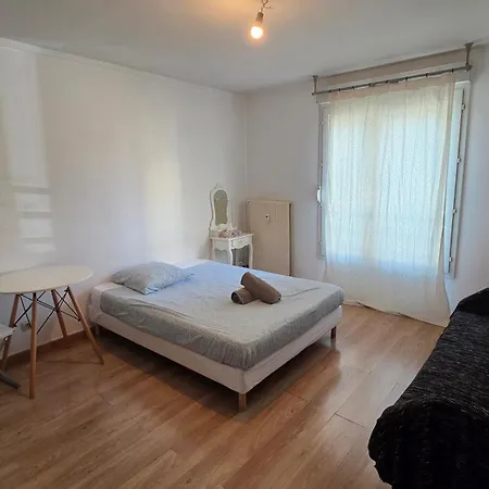 公寓 Avec Parking Voltaire *